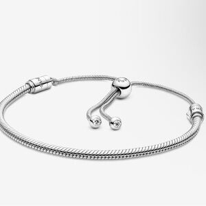 Pandora Snake Chain Slider Bracelet
Sterling silver